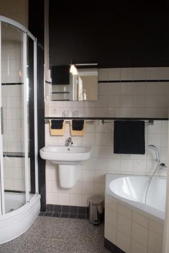 B&B Aan De Singelgracht Μπρέντα Εξωτερικό φωτογραφία
